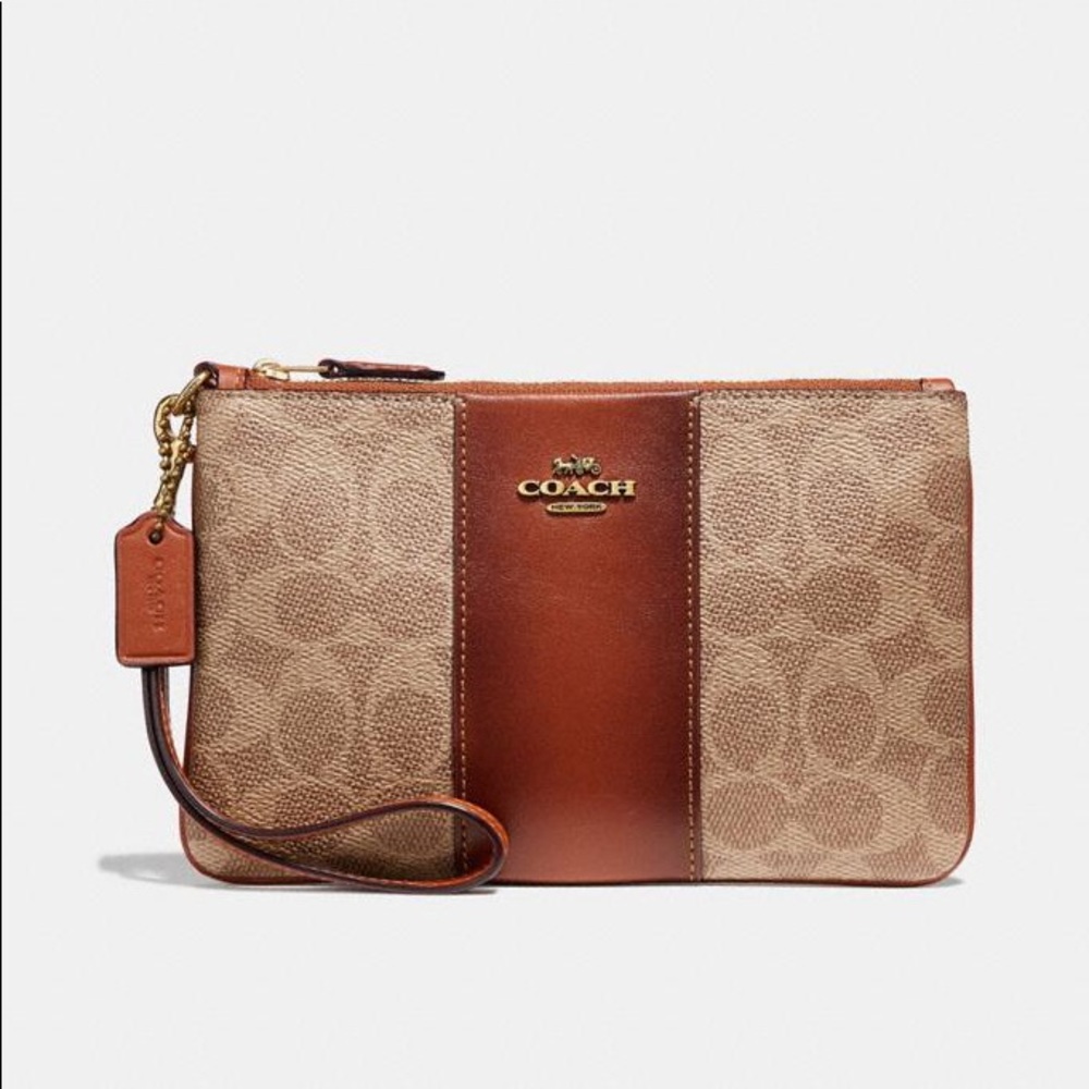 NWT: Coach wristlet